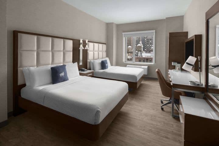 Room 8 of 40